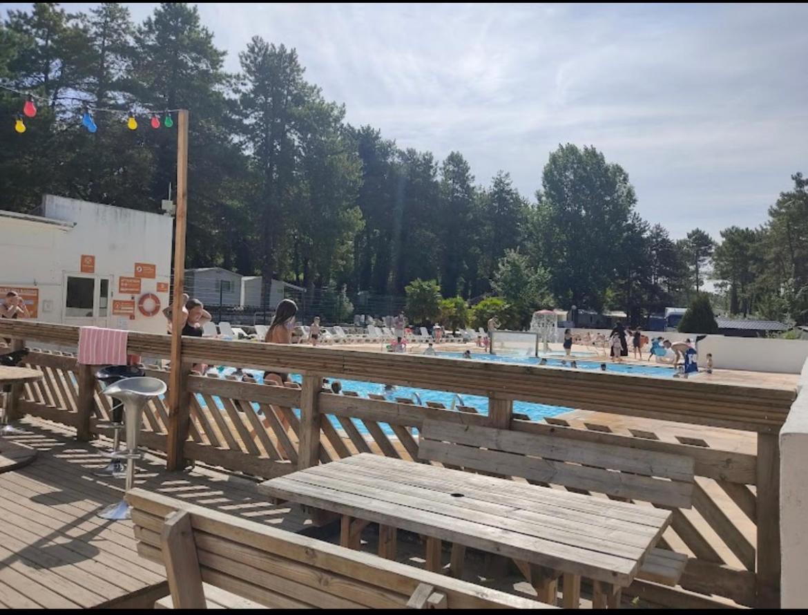 Au Petit Paradis Campsite Camiers